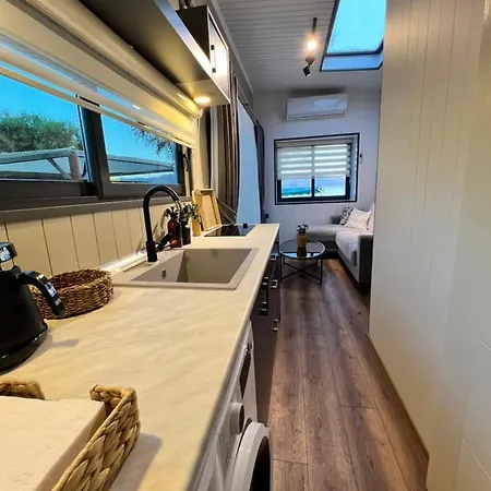 Calis Tiny House 아파트